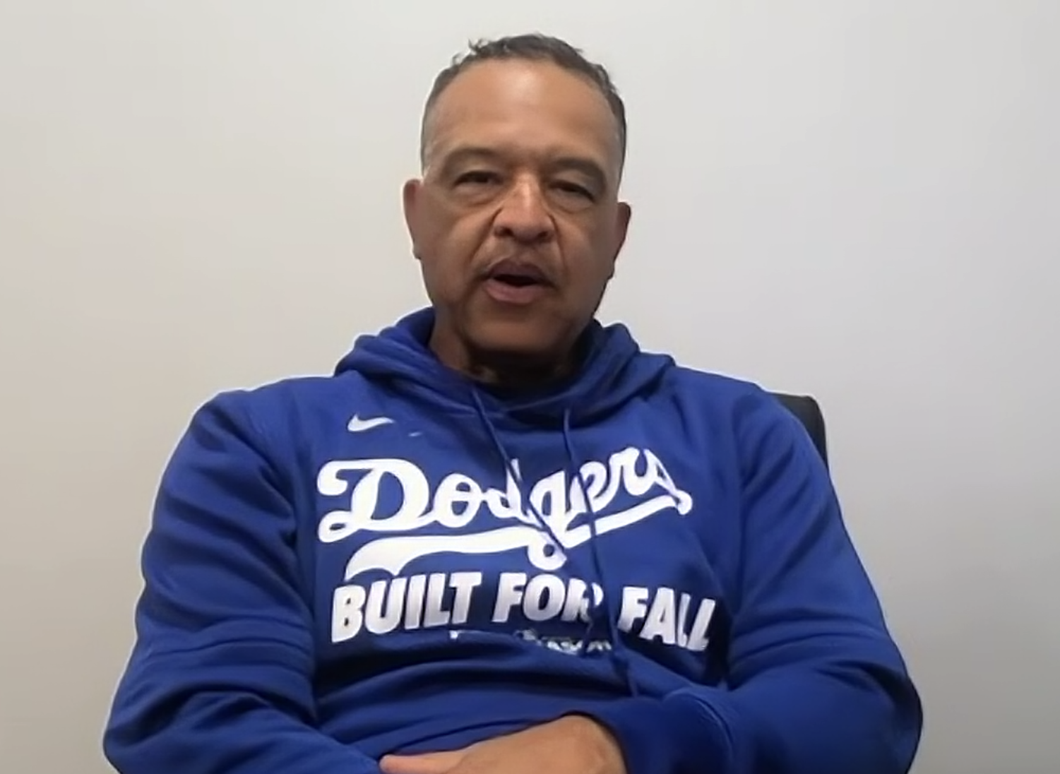 ドジャース・ロバーツ監督【写真はスクリーンショット】