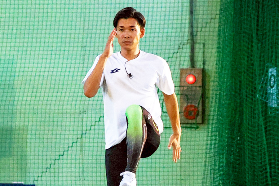 ランニングトレーナーの村田和哉氏【写真：伊藤賢汰】