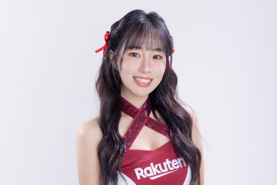 「Rakuten Girls」のウィニーさん【写真提供：Rakuten Monkeys】