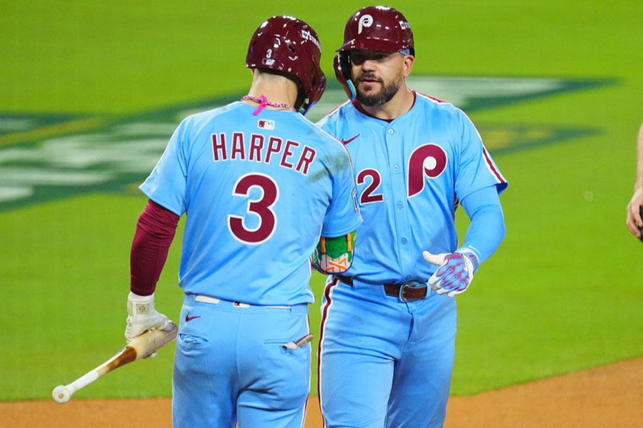 本塁打を放ったフィリーズのカイル・シュワーバー【写真：荒川祐史】