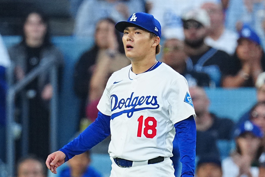 フィリーズ戦に登板したドジャース・山本由伸【写真：荒川祐史】