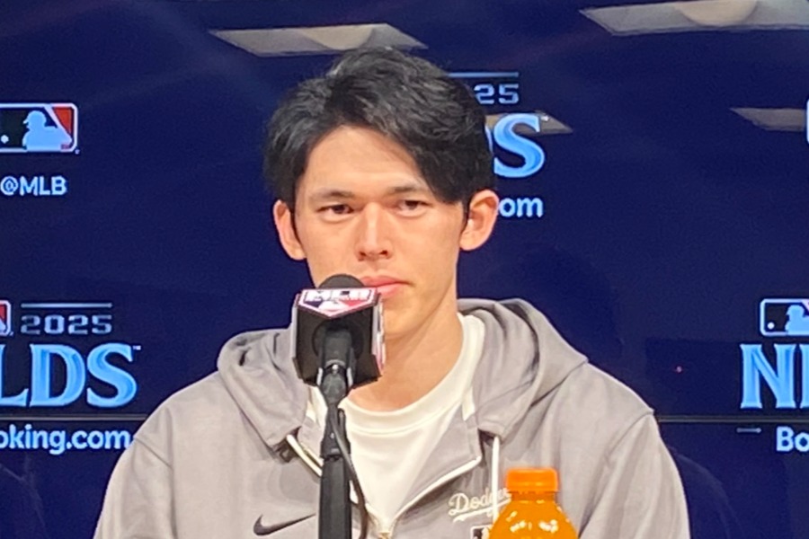 会見に出席したドジャース・佐々木朗希【写真:真柴健】
