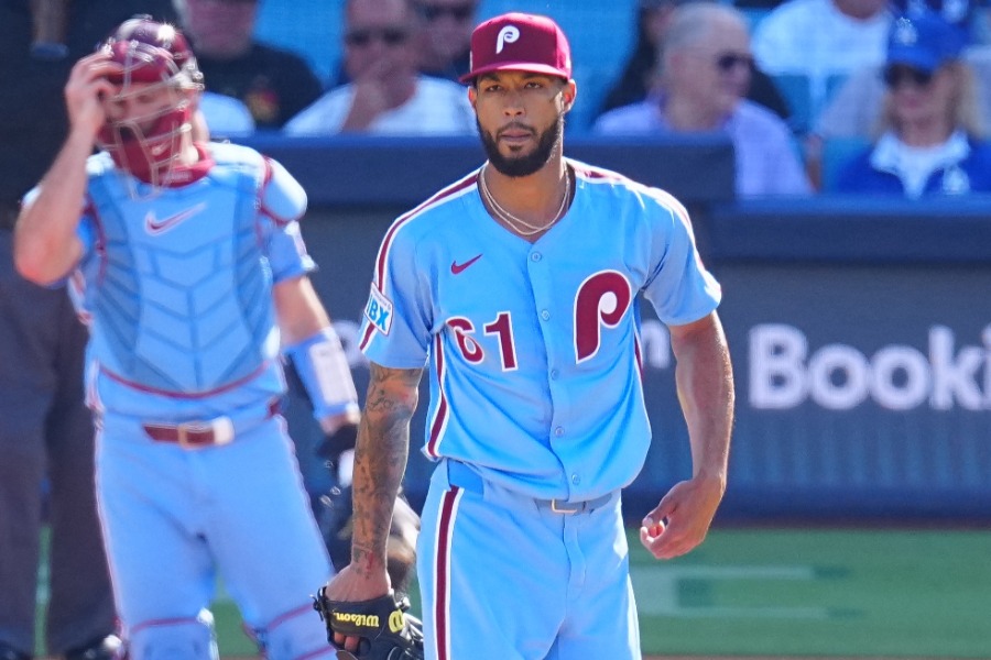 先発したフィリーズのクリストファー・サンチェス【写真：荒川祐史】