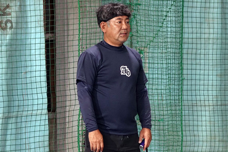 トレーナーを務める渡辺雅久氏【写真:木村竜也】