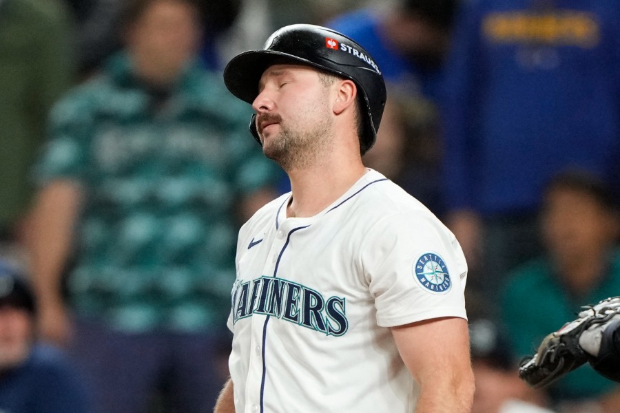 タイがース戦に出場するマリナーズのカル・ローリー【写真：ロイター】