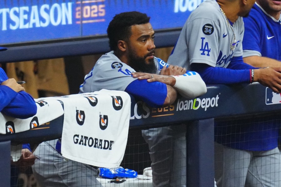 ブルワーズ戦に出場したドジャースのテオスカー・ヘルナンデス【写真：荒川祐史】