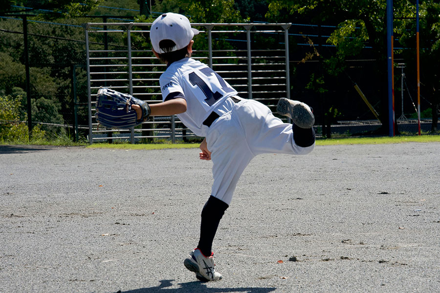体全体を使って送球できるようになるドリルとは（写真はイメージ）