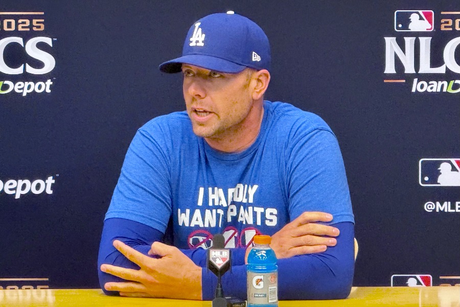 会見に応じたドジャースのブレイク・トライネン【写真：小谷真弥】