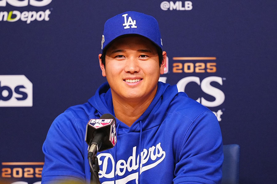 試合前日の会見に出席したドジャース・大谷翔平【写真：荒川祐史】