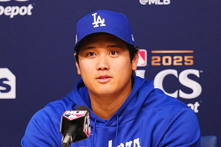 試合前日の会見に出席したドジャース・大谷翔平【写真：荒川祐史】