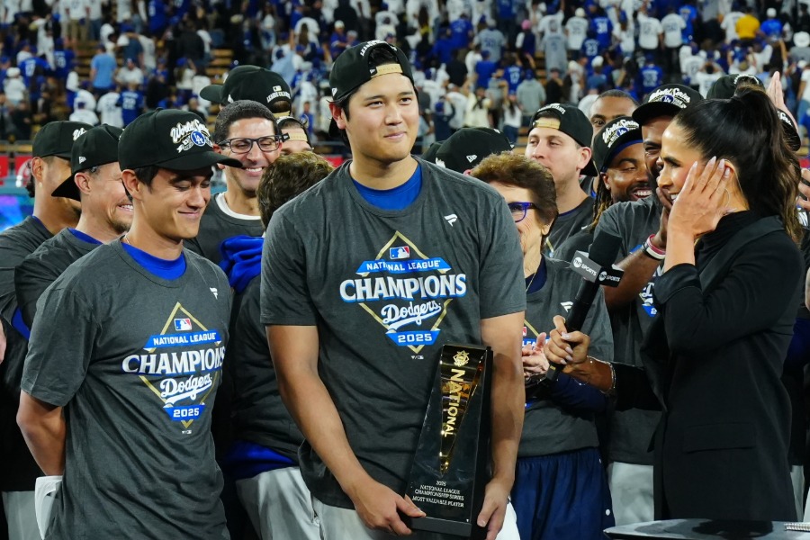 MVPを受賞したドジャース・大谷翔平【写真：荒川祐史】