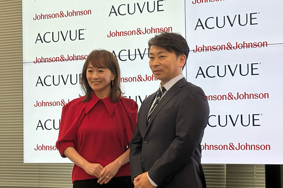 イベントに登壇した北里大学・半田知也教授（右）とフリーアナウンサーの木佐彩子さん【写真：大橋礼】