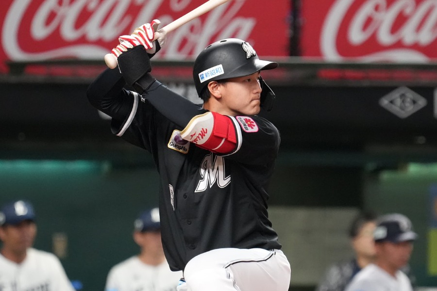 ロッテ・西川史礁【写真：岡部直樹】