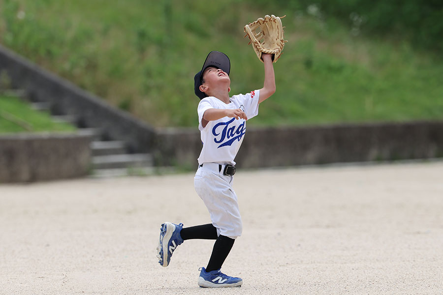 フライ捕球上達に必要な成功体験とは（写真はイメージ）