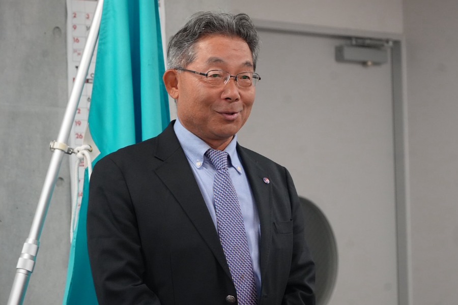 取材に応じた、東大・大久保裕監督【写真：町田利衣】