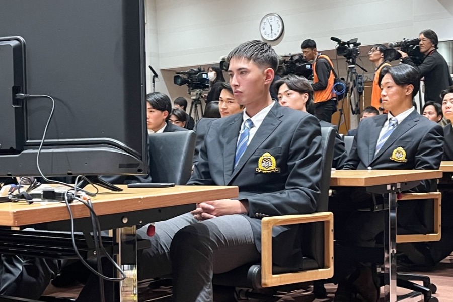 指名漏れとなった青学のヴァデルナ・マイコルフェルガス【写真：湯浅大】