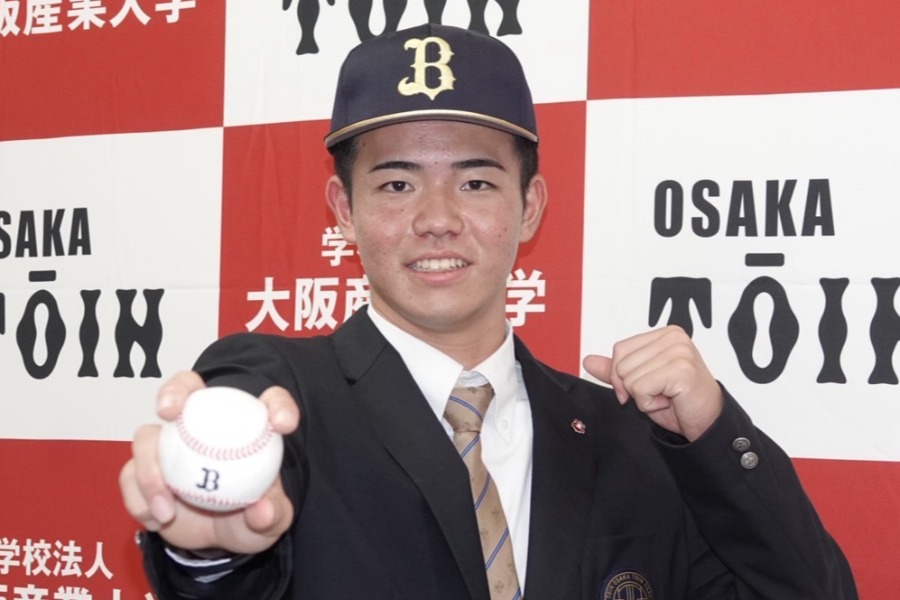 オリックスから2位指名を受けた大阪桐蔭・森陽樹【写真：木村竜也】