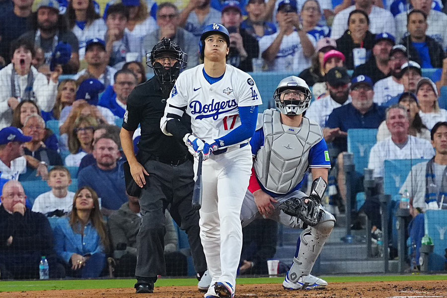 ブルージェイズ戦で本塁打を放ったドジャース・大谷翔平【写真：荒川祐史】