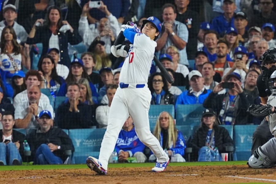 第4打席に本塁打を放ったドジャース・大谷翔平【写真:荒川祐史】