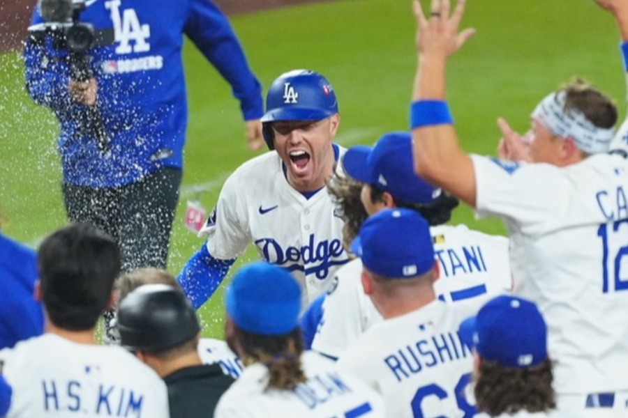 サヨナラ本塁打を放ったドジャースのフレディ・フリーマン【写真:荒川祐史】