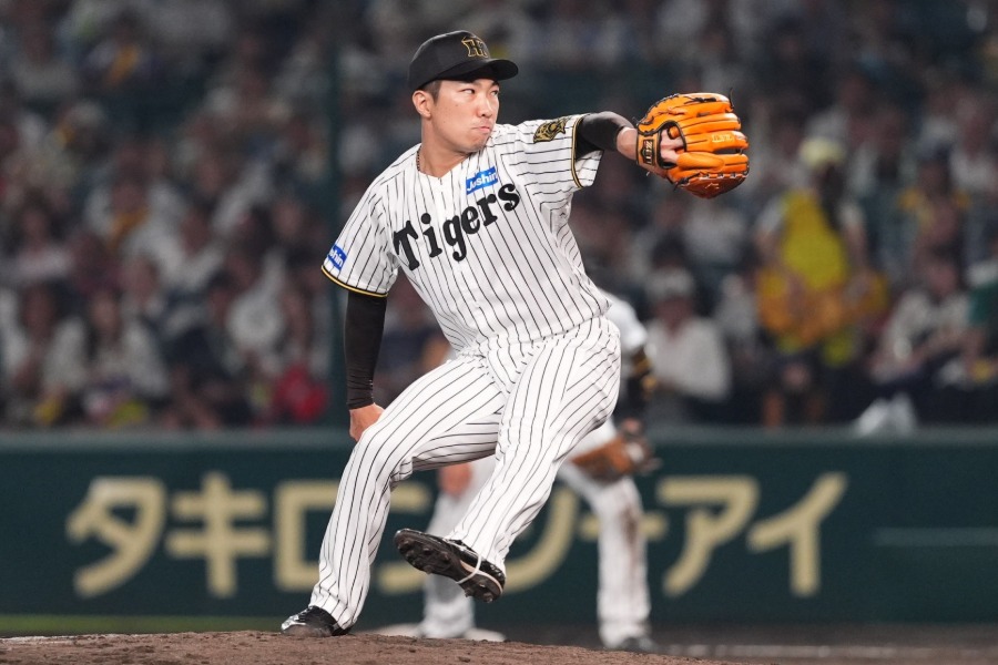 阪神・石井大智【写真：小林靖】