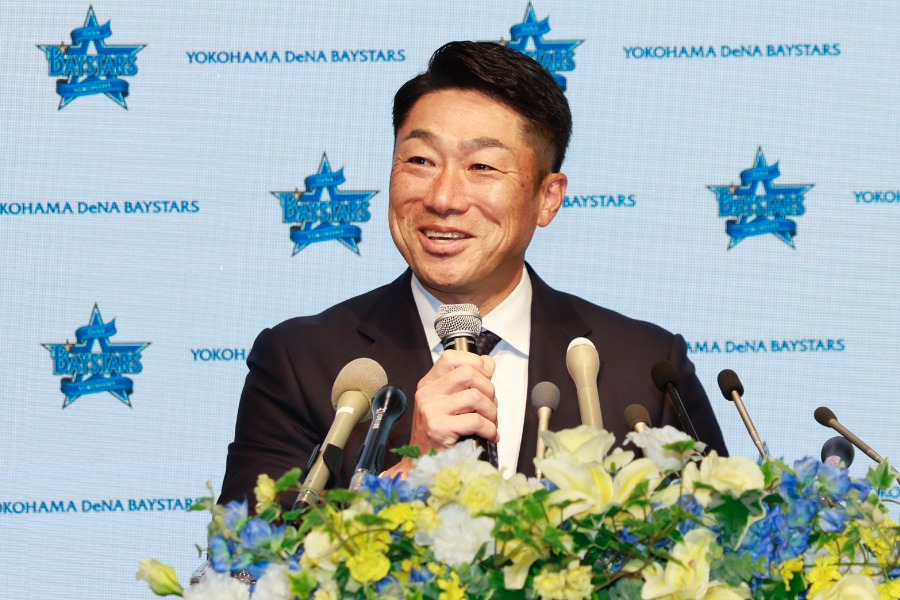 DeNA・相川亮二新監督【写真:小池義弘】