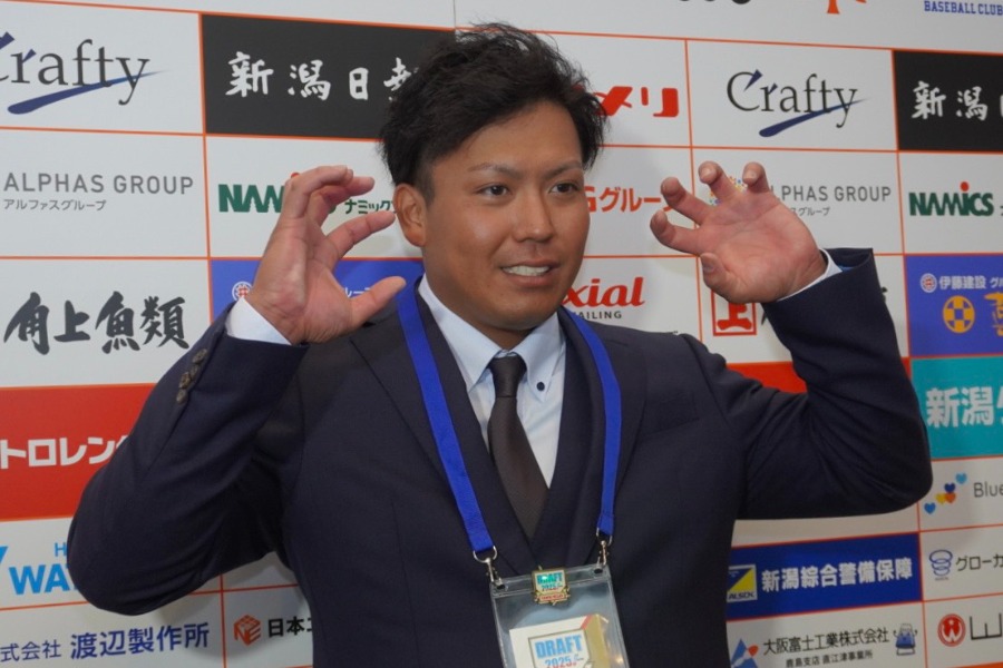 巨人から育成ドラフト5位で指名されたオイシックス・知念大成【写真：宮脇広久】