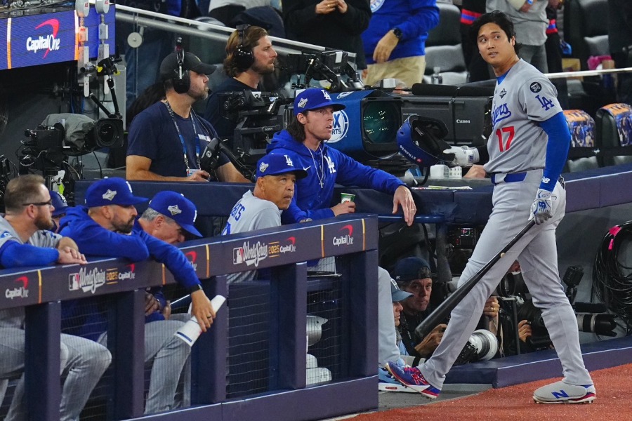 初回三振に倒れるドジャース・大谷翔平【写真：荒川祐史】