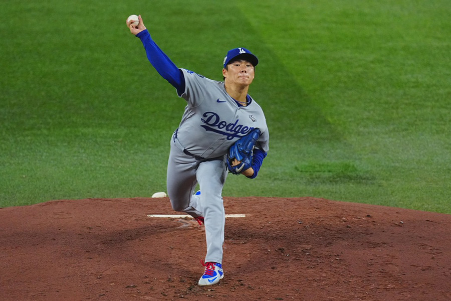 先発したドジャース・山本由伸【写真：荒川祐史】