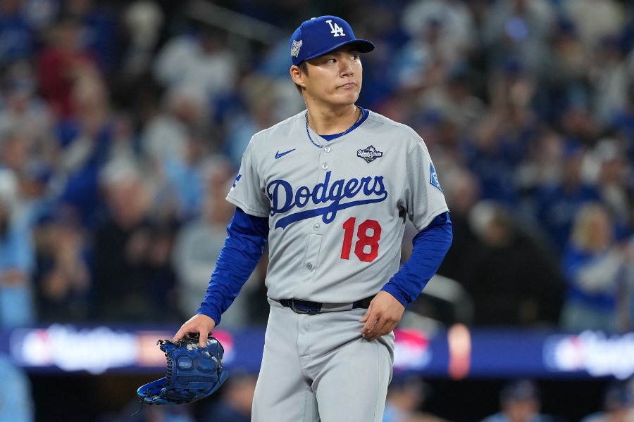 ブルージェイズ戦で力投したドジャース・山本由伸【写真：ロイター】