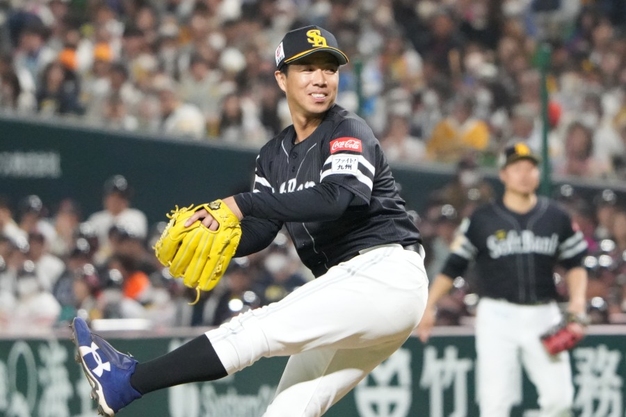 今年3月にソフトバンクのOB戦でプレーした藤岡好明【写真：冨田成美】