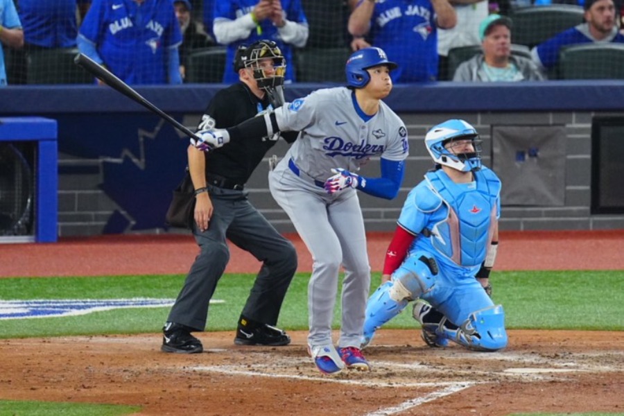 二塁打を放ったドジャース・大谷翔平【写真：荒川祐史】