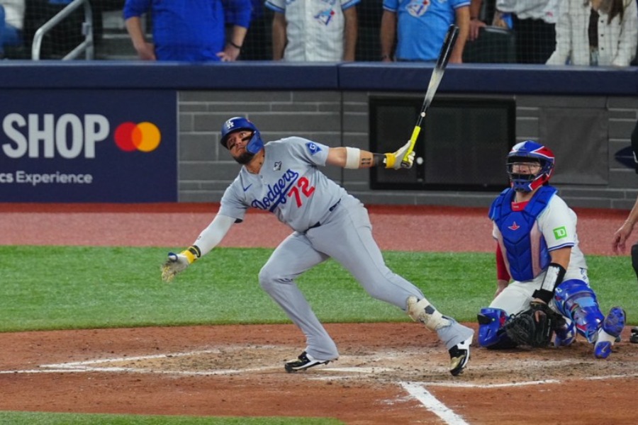 9回に同点弾を放ったドジャースのミゲル・ロハス【写真:荒川祐史】