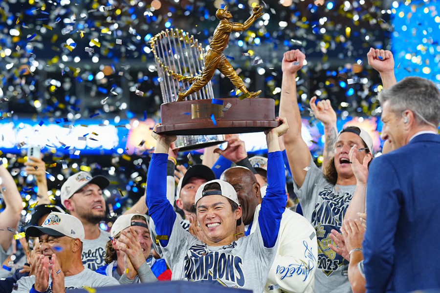 山本由伸、ワールドシリーズMVP 「できることは全部できました」驚異の3勝で胴上げ投手、日本人16年ぶり | Full-Count