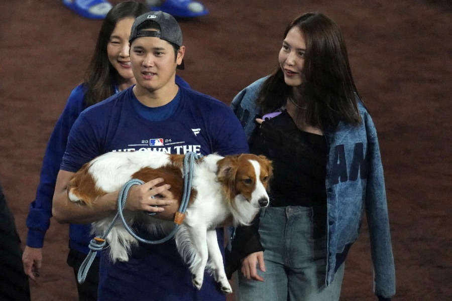 ドジャース・大谷翔平（左）と真美子夫人【写真：アフロ】