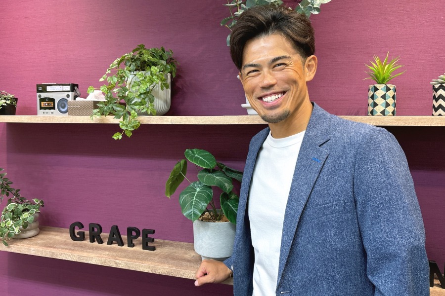 ロッテ、楽天で活躍した今江敏晃氏【写真：町田利衣】