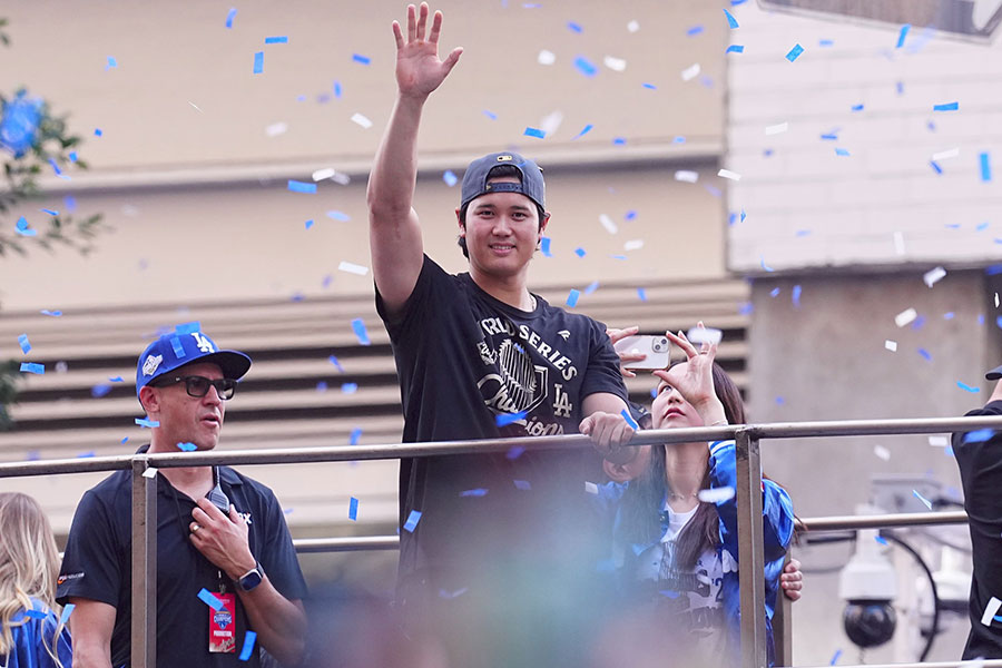 パレードに参加したドジャース・大谷翔平【写真：荒川祐史】