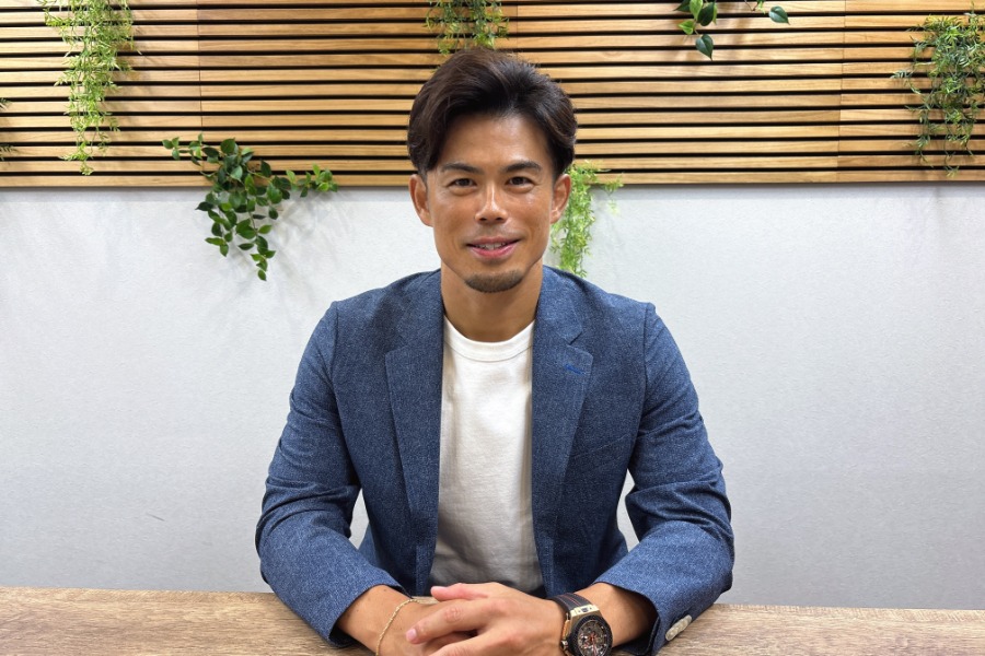 ロッテ、楽天で活躍した今江敏晃氏【写真：町田利衣】