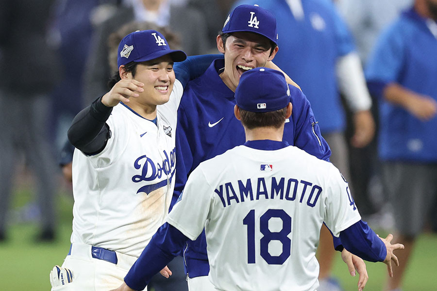 WSを制覇したドジャース・大谷翔平、佐々木朗希、山本由伸(左から)【写真:ロイター】