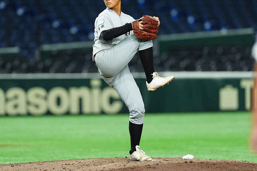 球速アップに繋がる“正しい並進運動”とは（写真はイメージ）