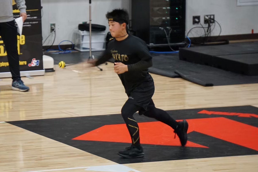 男女混合の5人制で実施する「Baseball5」【写真:横浜隼人高校硬式野球部提供】