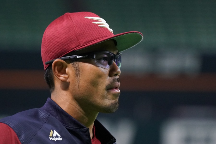 楽天時代の今江敏晃氏【写真：荒川祐史】