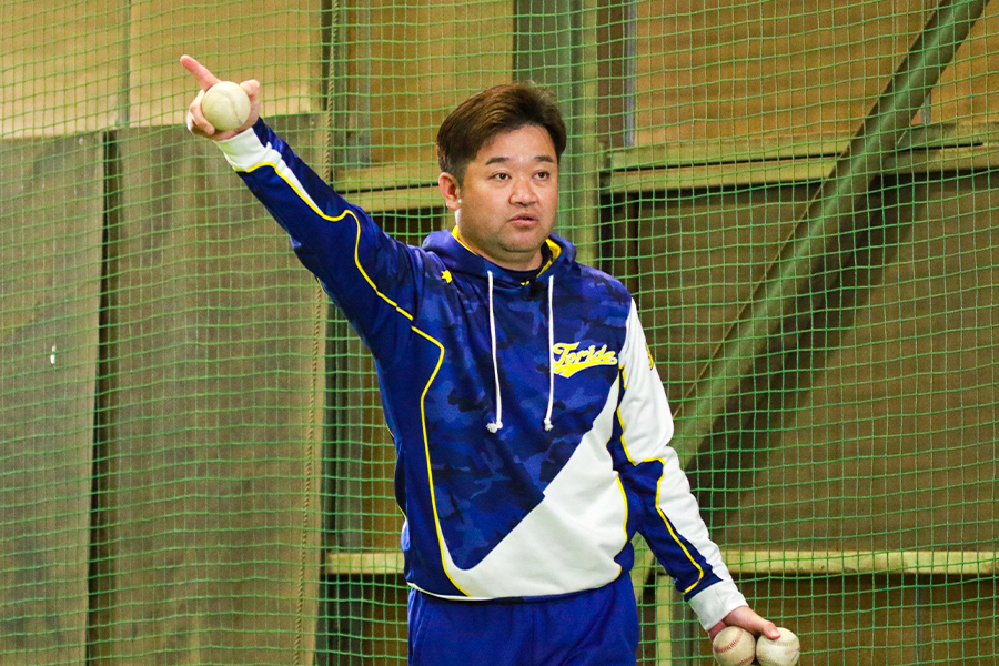 取手リトルシニア・石崎学監督【写真：編集部】