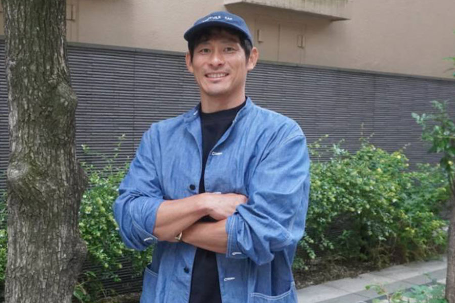 インタビューに応じた荻野貴司氏【写真：尾辻剛】