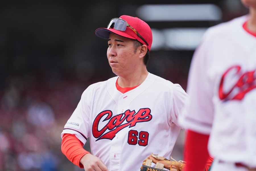 現役引退を決めた広島・山足達也【写真：小林靖】