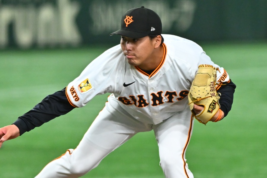 DeNAと育成契約を結んだ元巨人・馬場皐輔【写真：古川剛伊】