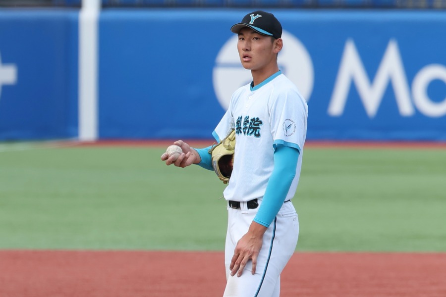 九州国際大付戦で登板した山梨学院・菰田陽生【写真:加治屋友輝】