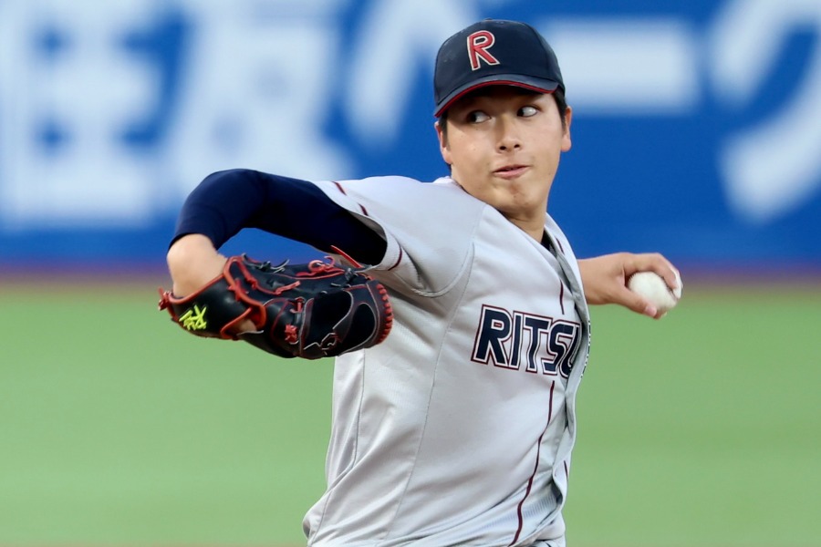 明治大との試合に登板した立命館大・有馬伽久【写真：加治屋友輝】