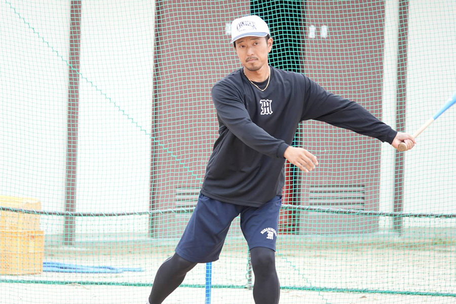 南落合ベースボールクラブの日置真仁監督【写真：橋本健吾】