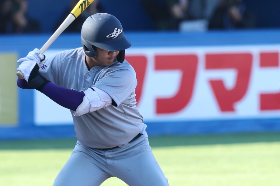 九州国際大付戦に出場した花巻東・古城大翔【写真：加治屋友輝】